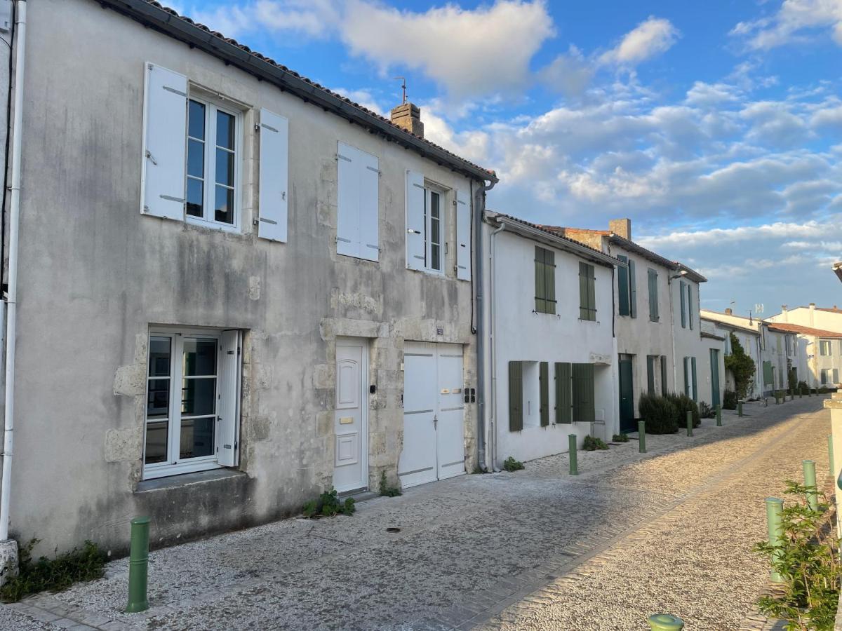 Le Petit Navire Apartment *
